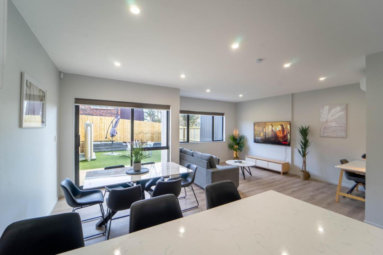Modern Sunnyhills Town House Villa Auckland Exterior photo